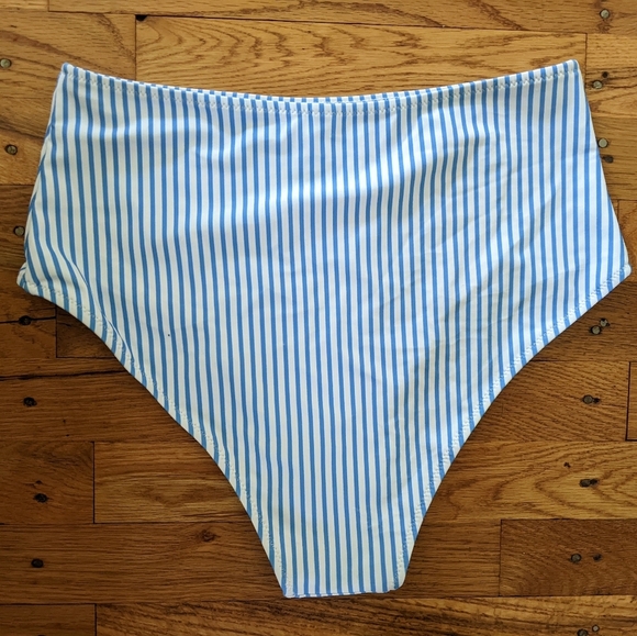 NWT VIMPUNEC Striped Ruffle Bikini - Picture 4 of 10
